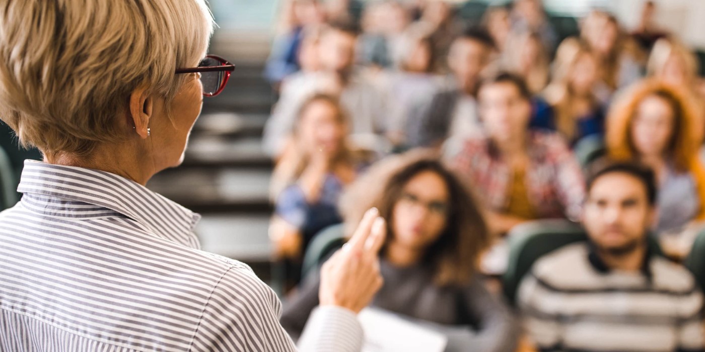 Педагог дополнительного образования: современные подходы к профессиональной деятельности
